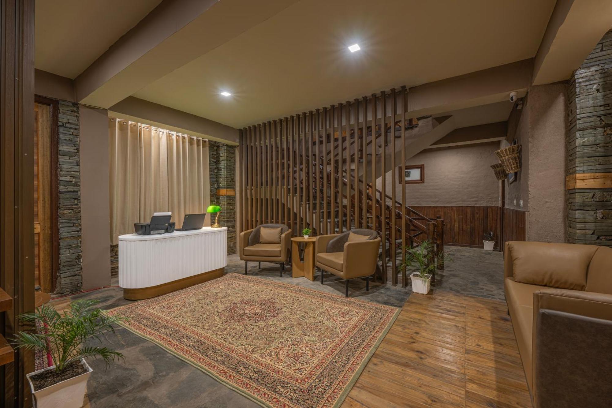 Hotel Wood Winds - A Best Valley View Hotel 西姆拉 外观 照片