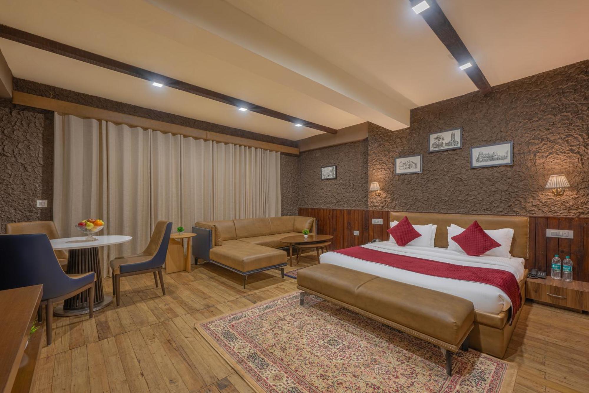 Hotel Wood Winds - A Best Valley View Hotel 西姆拉 外观 照片